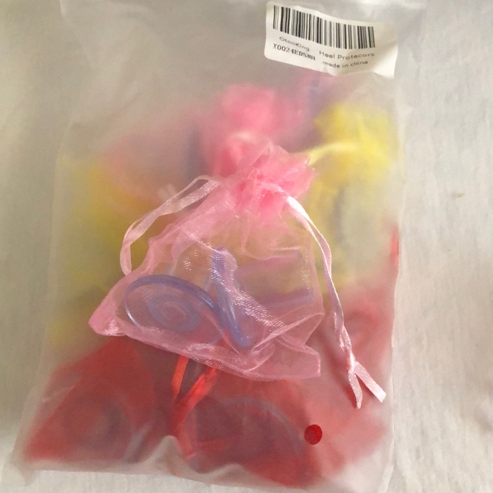 Pack of 10 heel savers